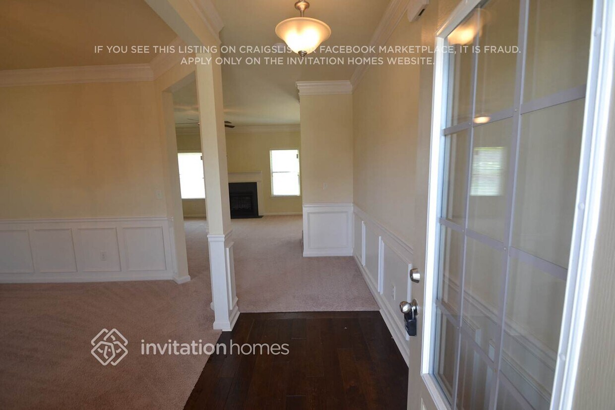 Primary Photo - 374 Easley Dr SE