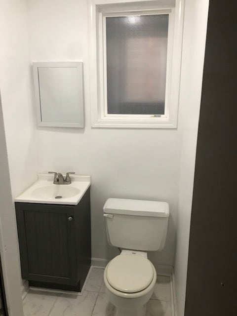 1st Floor Powder Rm - 13310 S Brandon Ave