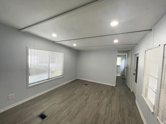 Foto del edificio - 5316 53rd Ave E