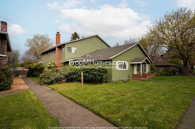 Updated Second-Story Two Bedroom Home In Beaverton! - Updated Second-Story Two Bedroom Home In Beaverton!