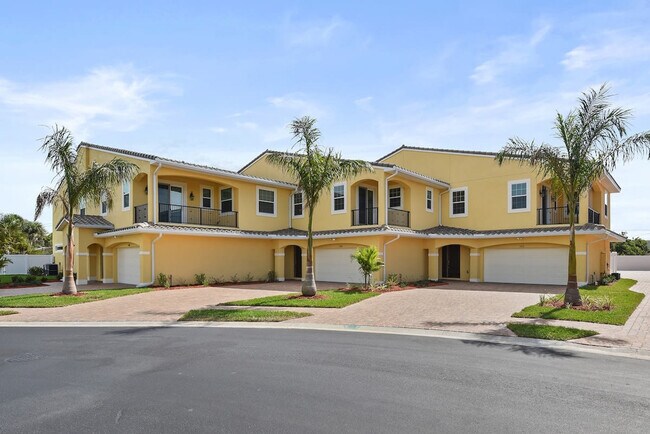 Building Photo - 132 Mediterranean Way