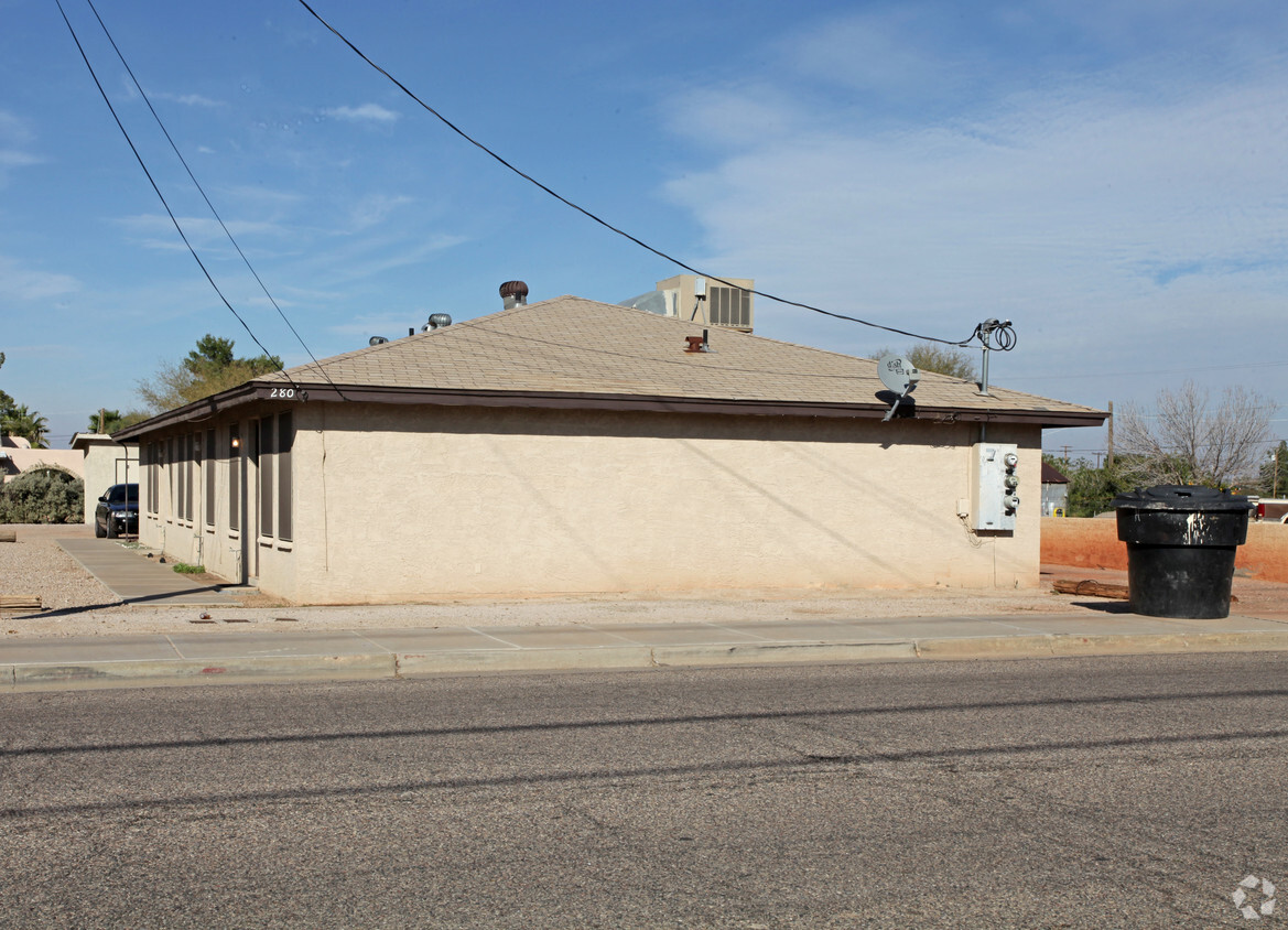 Building Photo - 270-280 E Ruggles St