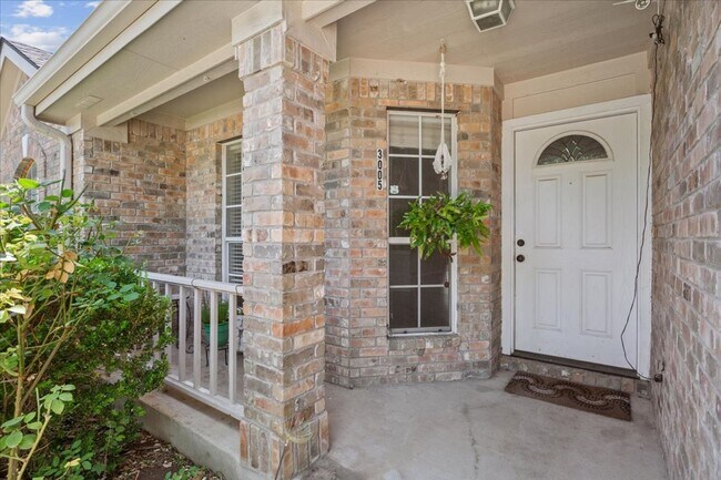 Foto del edificio - Charming 3/BR 2/BA One-Level Home in Round...