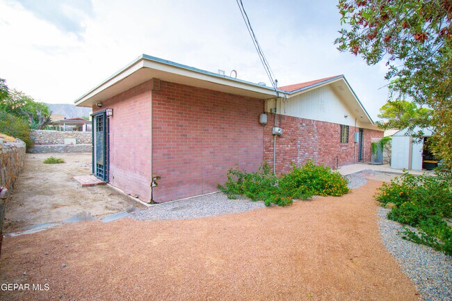 Foto del edificio - 637 Westview Ave