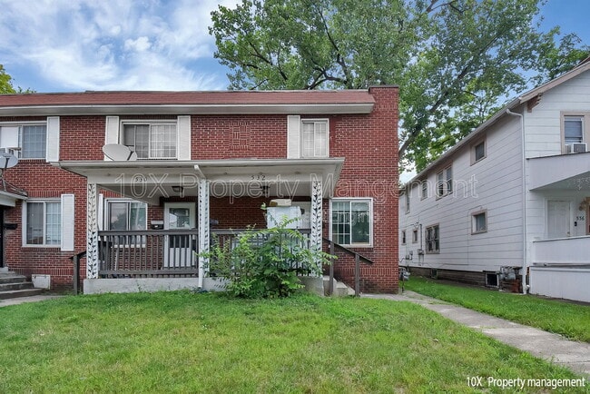 Building Photo - 532 S Terrace Ave