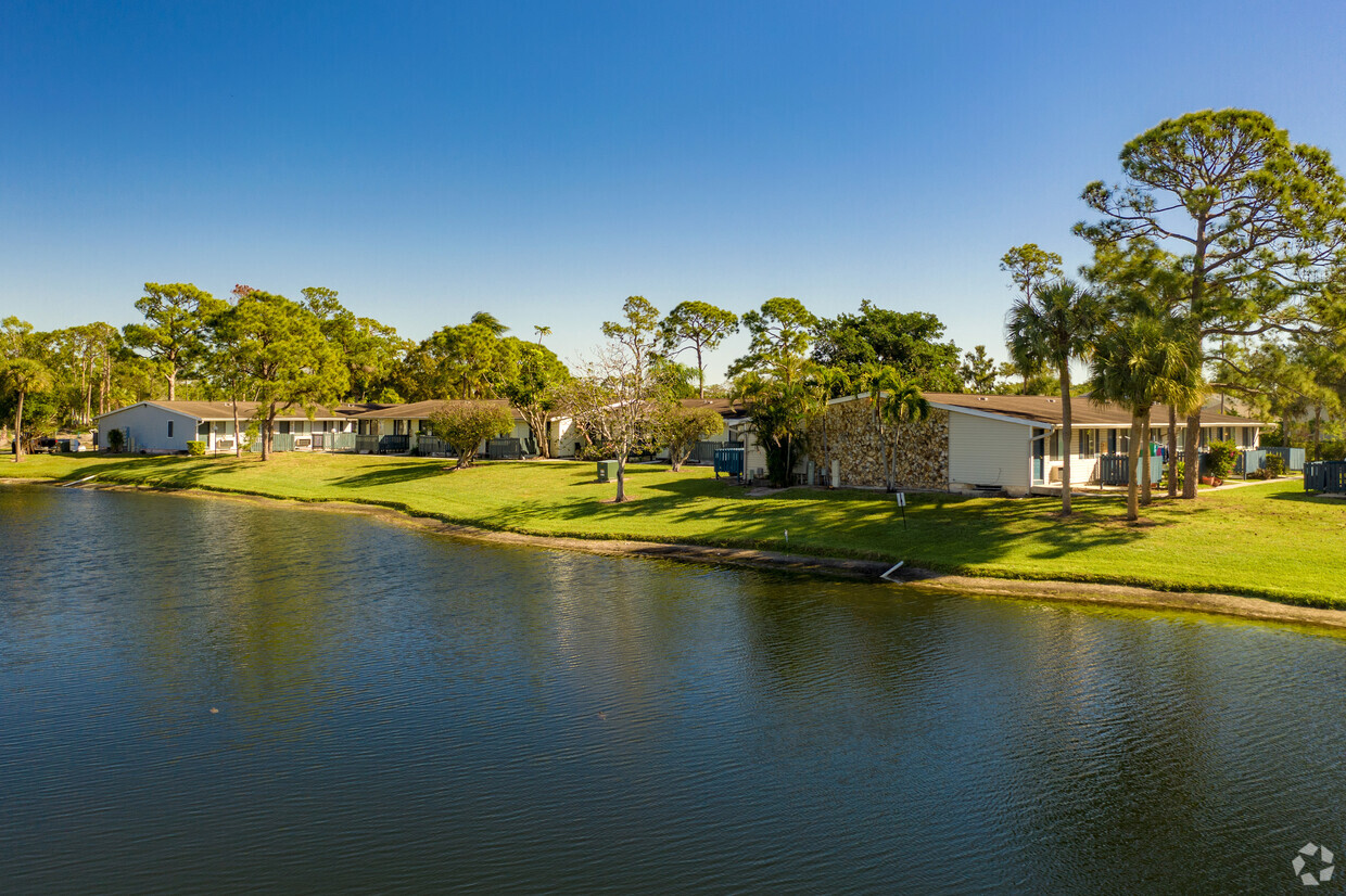 Primary Photo - Greengate Apartments