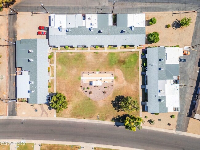 Foto del edificio - 10612 W Oakmont Dr