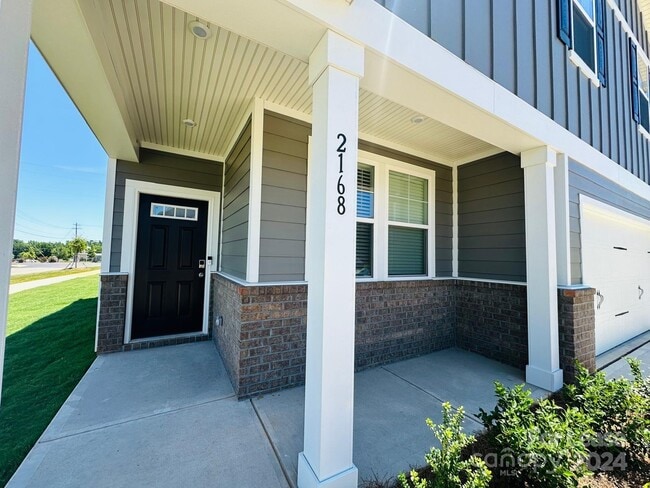Building Photo - 2168 Blue Sky Mdws Dr