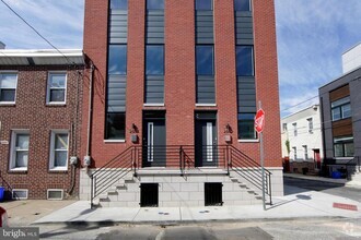 Building Photo - 2658 Agate St
