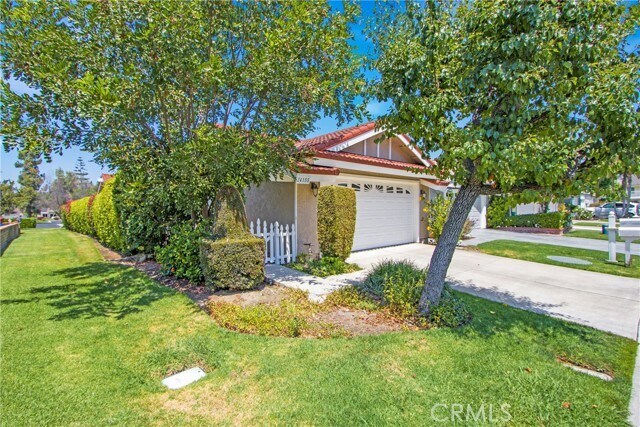 Foto del edificio - 24155 Minnetonka Ln