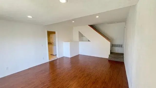 Building Photo - 1121 Nadelhorn Dr
