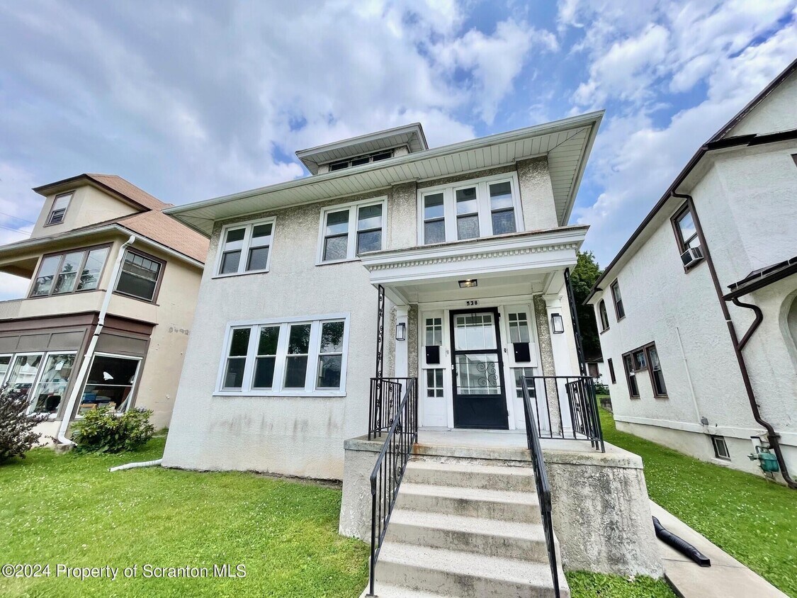 Foto principal - 538 Wheeler Ave