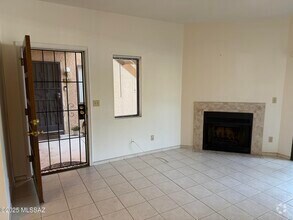 Building Photo - 5750 N Camino Esplendora