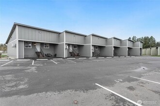 Building Photo - 310 Everson Rd