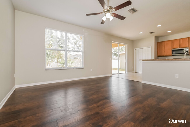 Building Photo - 15520 Telford Spring Dr, Ruskin, FL 33573