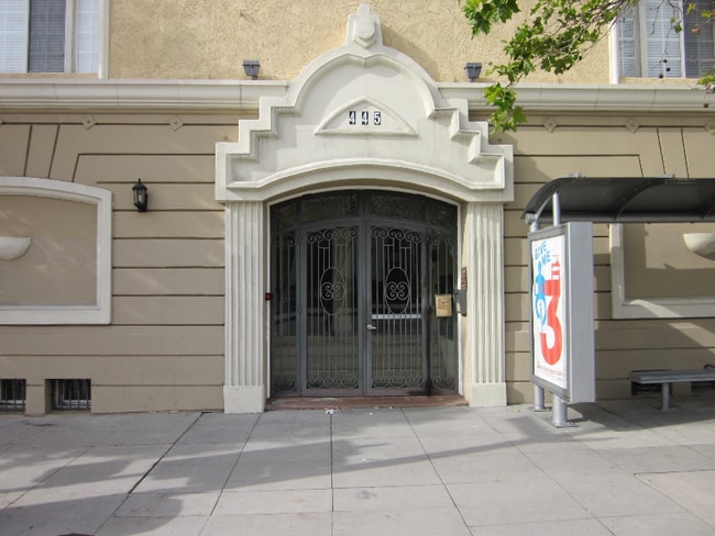 Building Photo - 445 S Central Ave