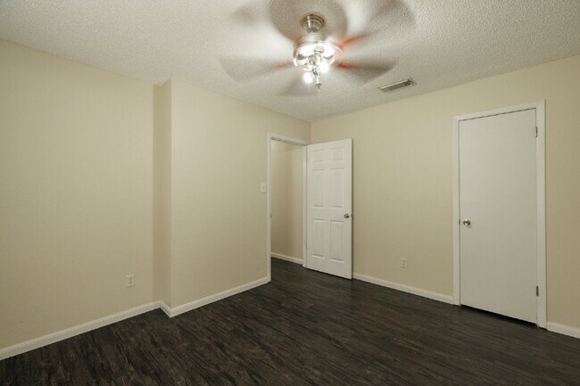 Building Photo - For Lease