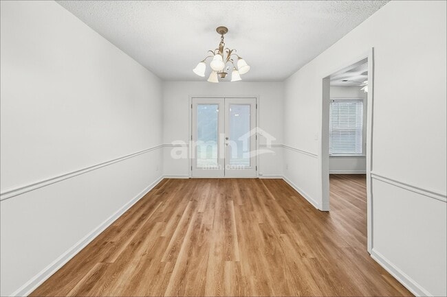 Building Photo - 1600 Glenn Meade Dr
