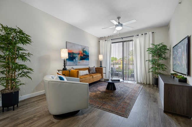 Building Photo - Bella Vista Apartments