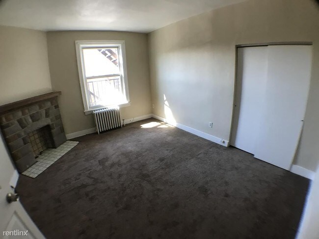 Building Photo - 501 Greenfield Ave
