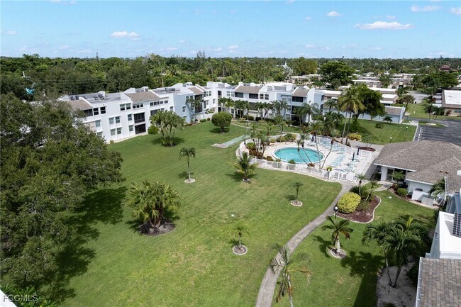 Foto del edificio - 5959 Winkler Rd