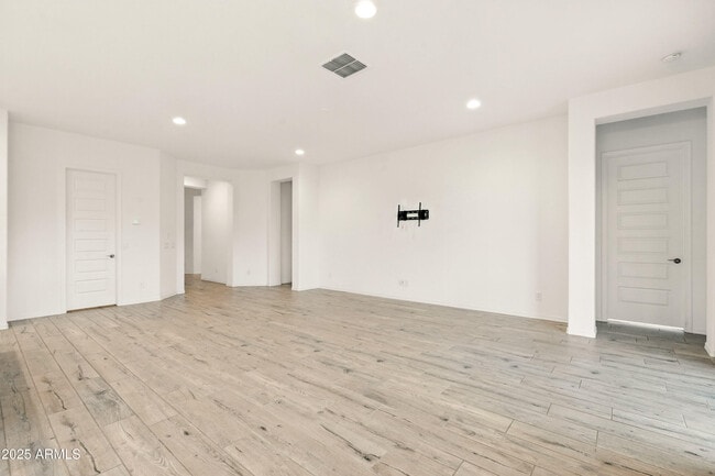 Foto del edificio - 8804 W Vista Ave