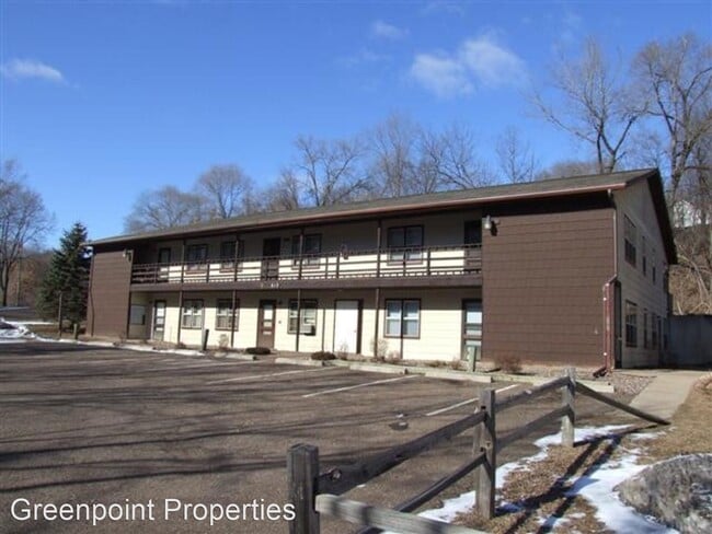 Building Photo - 613 Valley Park Ct