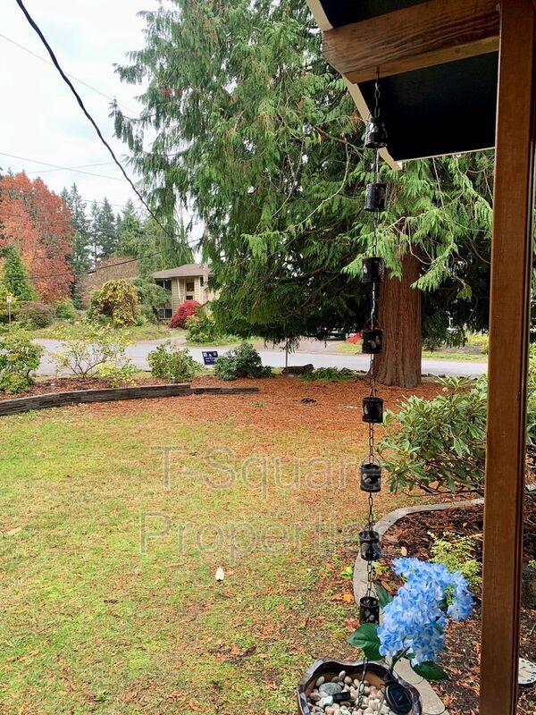 Building Photo - 16512 62nd Pl W