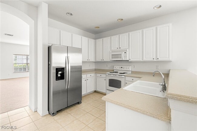 Building Photo - 9240 Gladiolus Preserve Cir