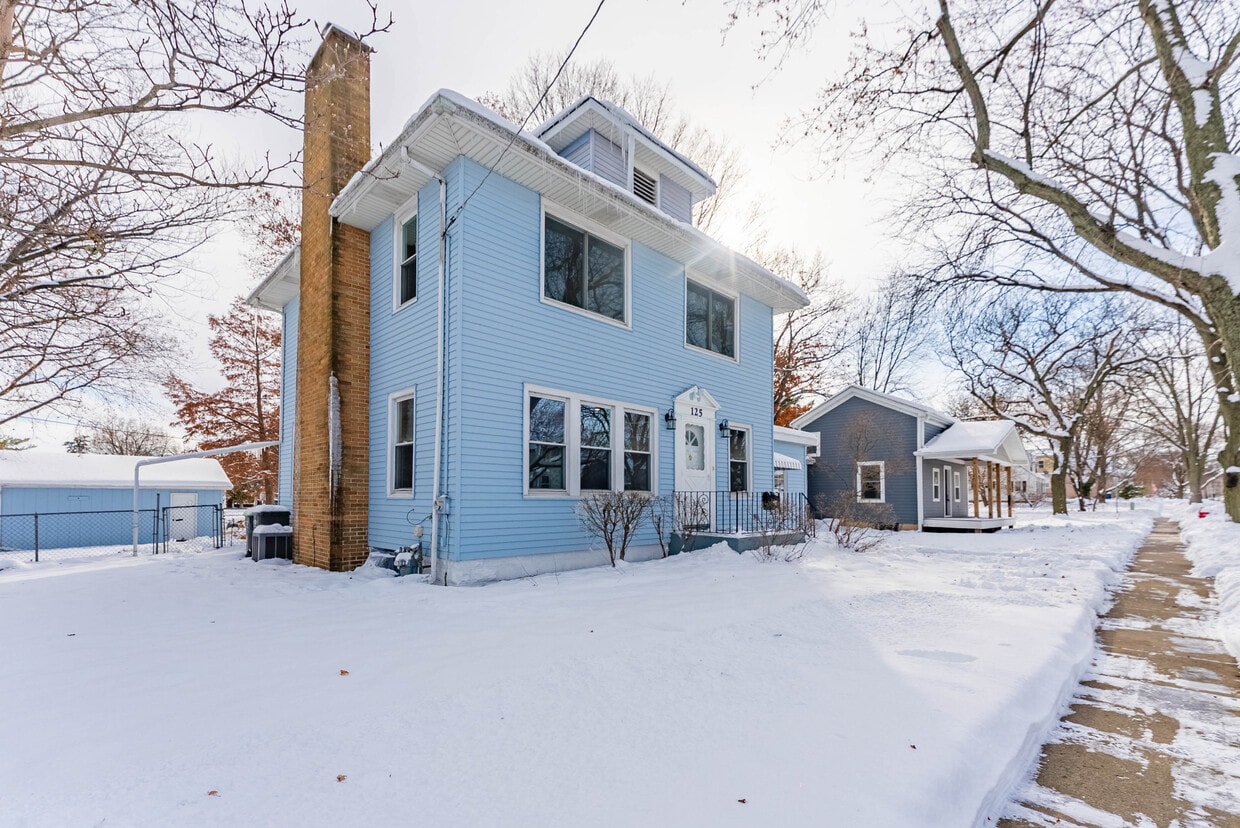 Foto principal - 125 S Main St