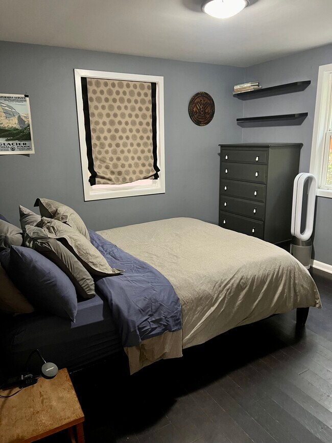 Foto del edificio - 526 N 84th St