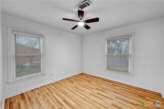Building Photo - 1204 Toliver St