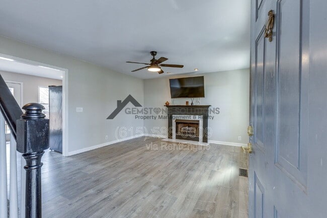 Photo - 500 Windy Rd House