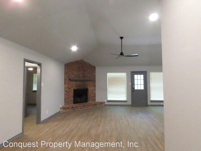 Building Photo - 3 br, 2 bath House - 1009 Corey Dr.