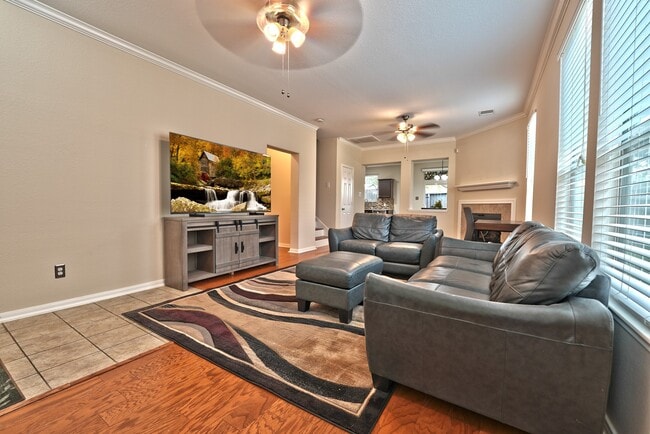 Building Photo - 8050 Montague Manor Ln