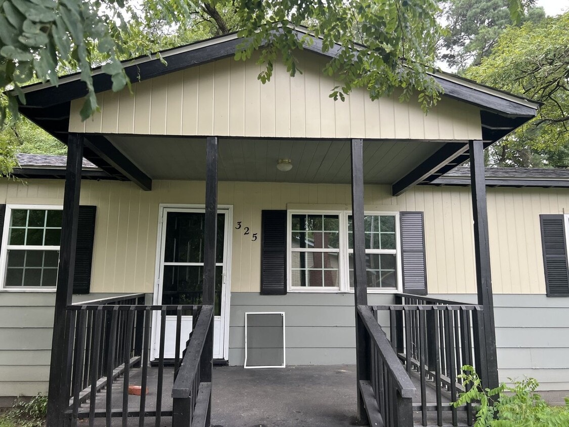 Primary Photo - RENTAL HOME 3BD/1BTH