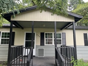 Building Photo - 325 Union St