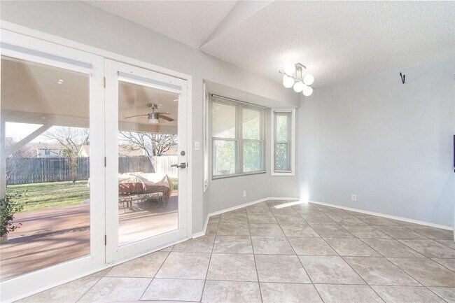 Foto del edificio - 501 Greenway Dr