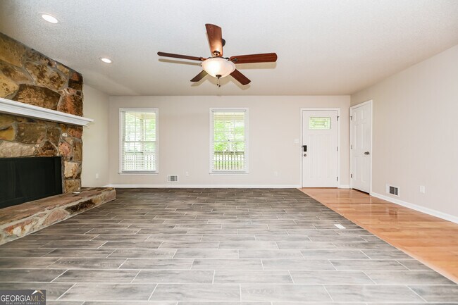 Building Photo - 9079 Snipe Ln
