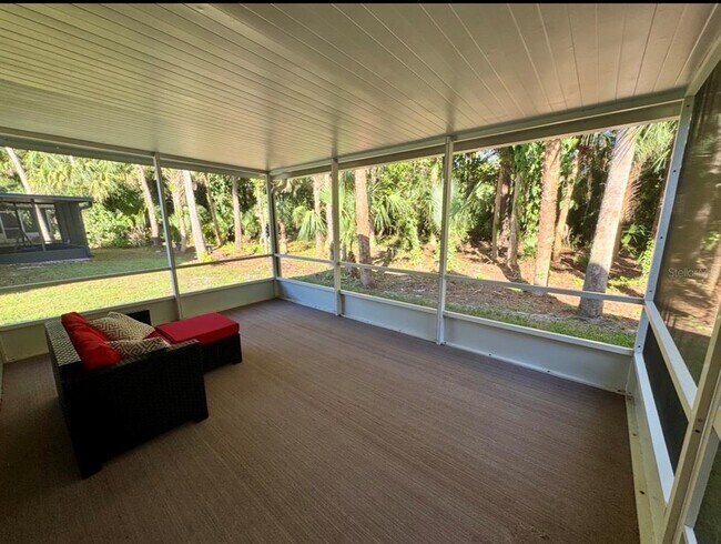 Foto del edificio - 592 Tall Oaks Terrace