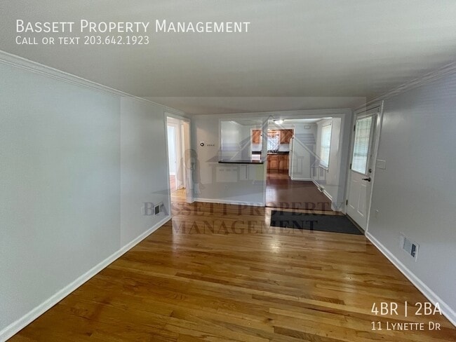 Building Photo - 11 Lynette Dr