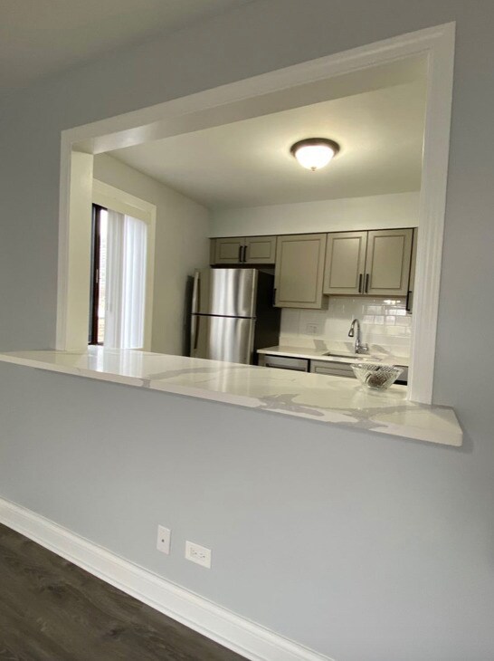 Foto principal - 6029 N Winthrop Ave