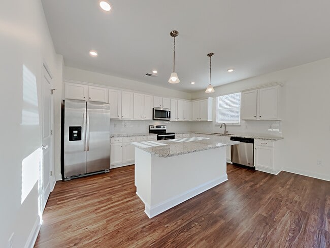 Building Photo - 1101 Bentley Park Drive