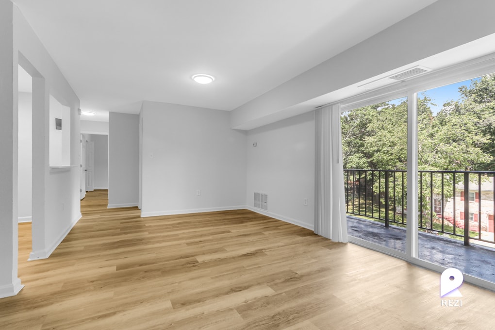 6567 HilMar Dr Unit 303, District Heights, MD 20747 Room for Rent in