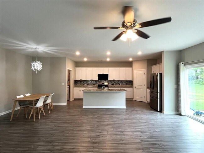 Foto del edificio - 4707 Waxwing St