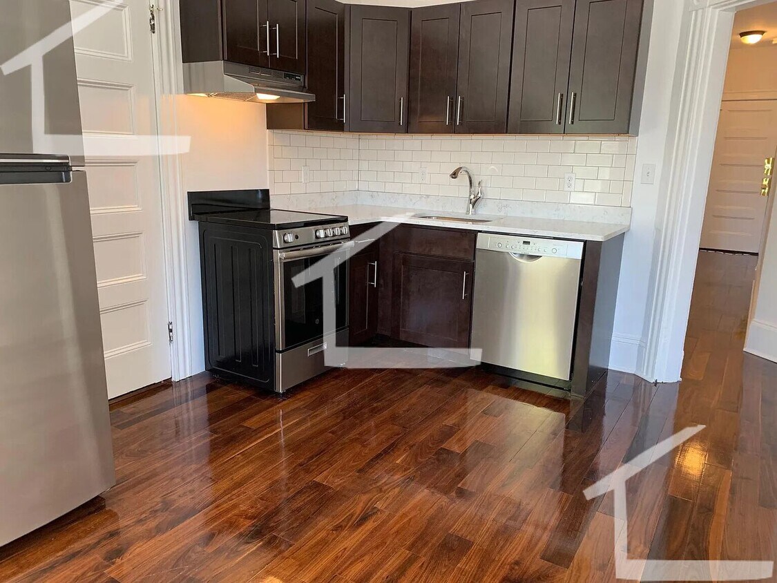 Primary Photo - 9/1 No Fee! Renovated Porter Sq 3BR/2BA w/...
