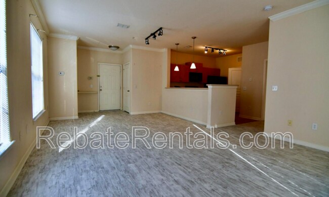 Foto del edificio - 8290 Gate Pkwy W