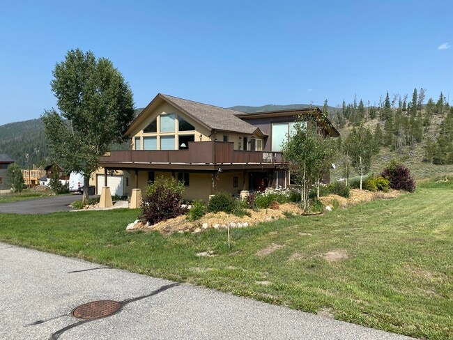 Building Photo - 588 Lake View Cir W