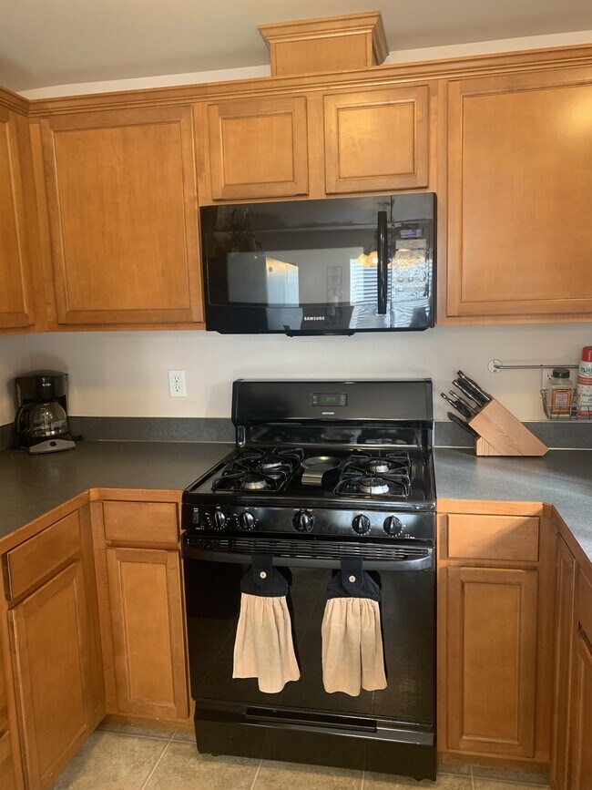 Foto del edificio - 6421 Portal Commons Pl