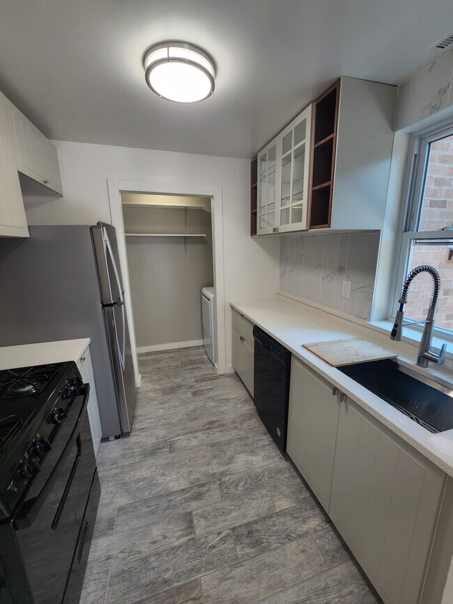 Cocina - Main Line Village